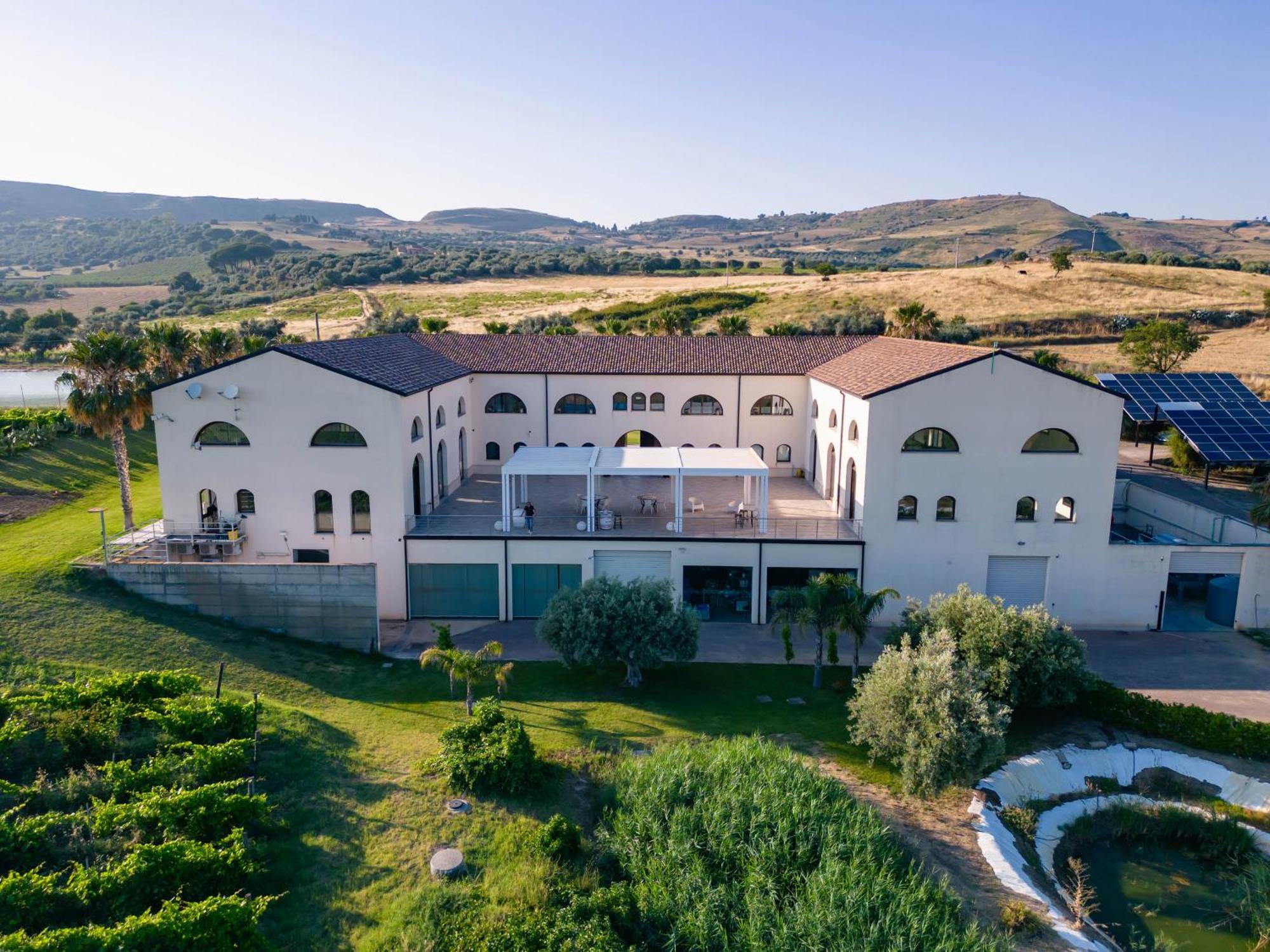Judeka Agriresort Калтаджироне Екстериор снимка